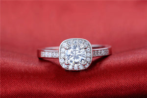 Luxurious Square Wedding ring