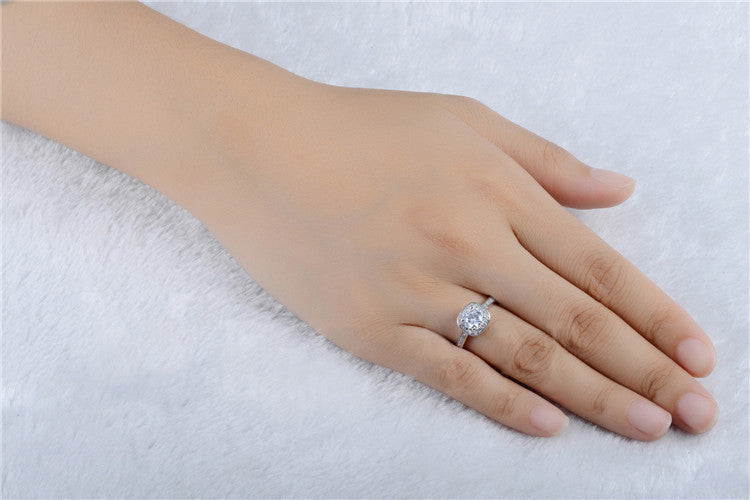 Luxurious Square Wedding ring