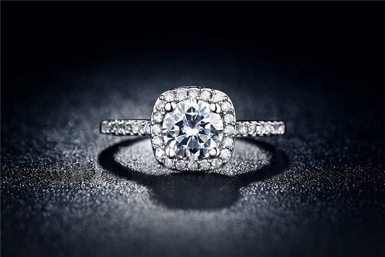 Luxurious Square Wedding ring