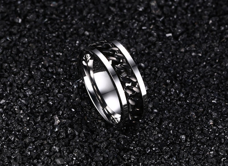 Fashionable stainless steel black chain spinner ring