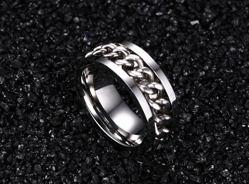 Fashionable stainless steel black chain spinner ring