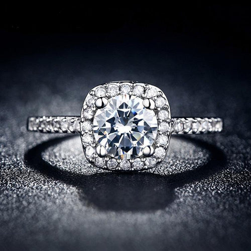 Luxurious Square Wedding ring